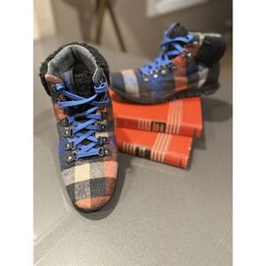 Cole Haan Hiking Boot Women's  7.5 M Zerogrand Faribault Buffalo Plaid
